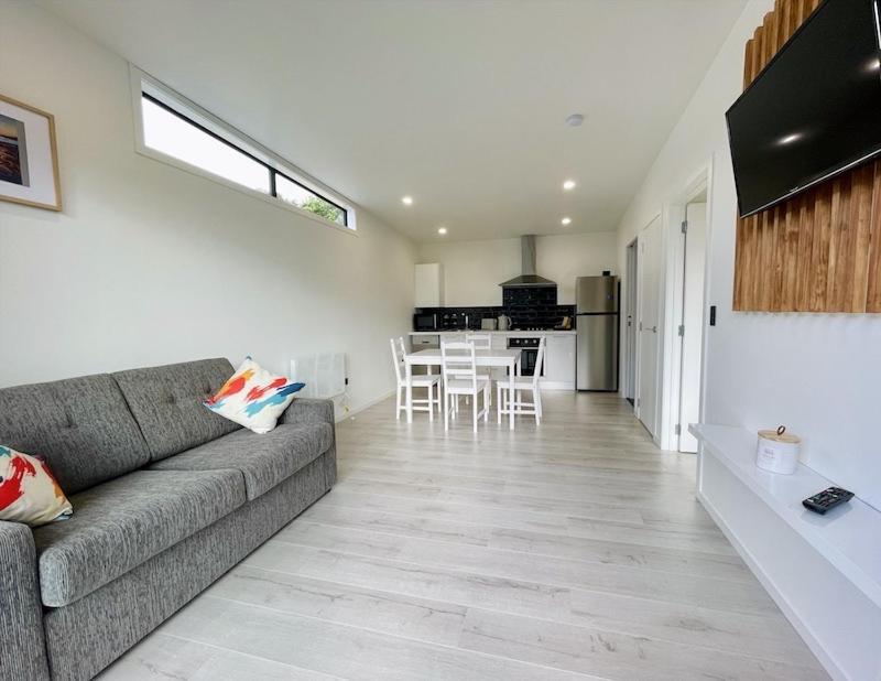 Ohope Villas With Spa,Sauna,Pool, Adults Only ภายนอก รูปภาพ